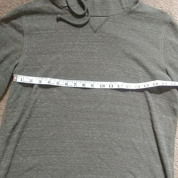 Express Sweater - Picture 9 of 9